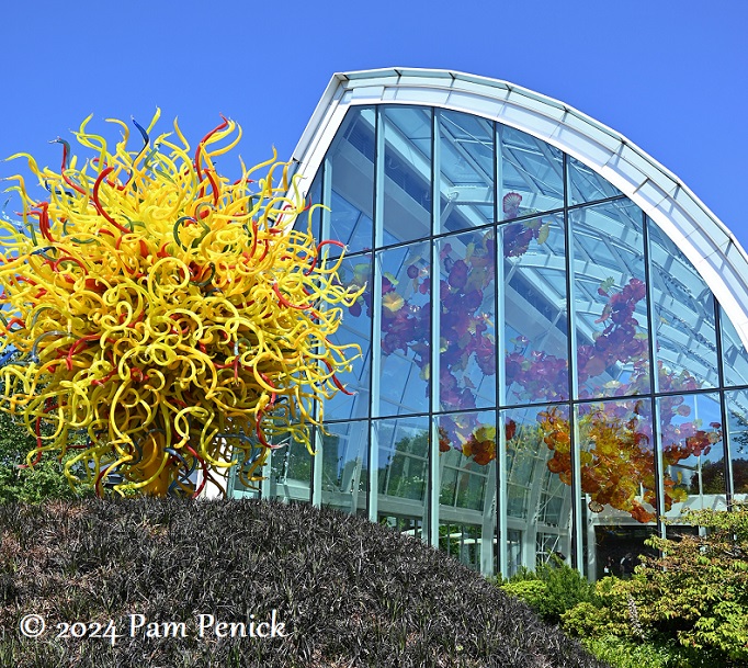 Through the looking glass at Chihuly Garden and Glass