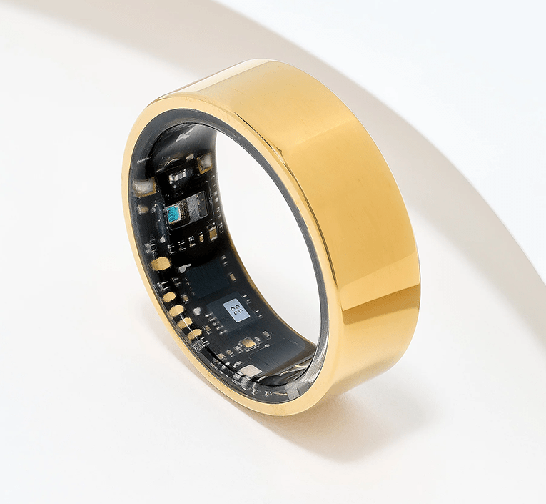 Save $80 on This Oura Ring Dupe That Tracks *All* Kinds of Health Metrics